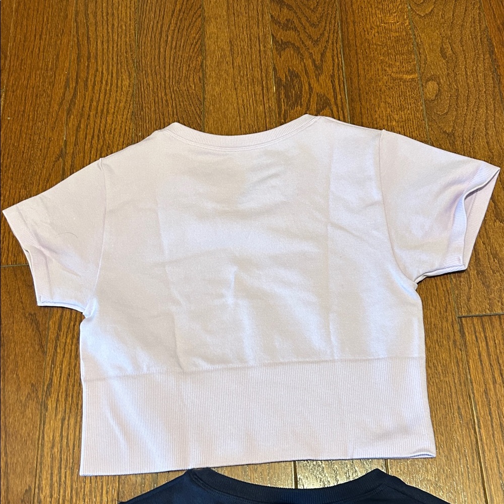 Size XS set of 3 offline by aerie crop tops - Picture 9 of 10
